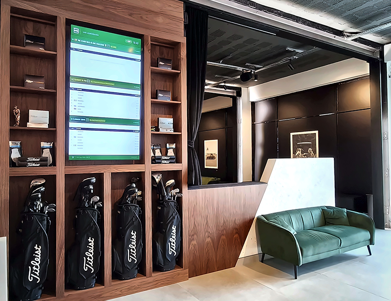 Golf SQ